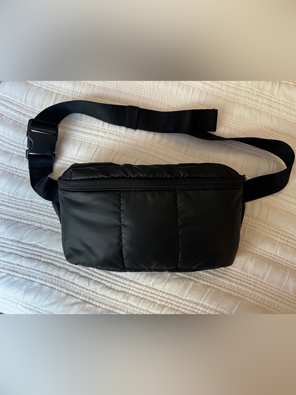 CalPak Luka Belt bag matte black